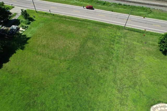 $40,000 | 1227 East Amelia Street, Cassville, WI 53806