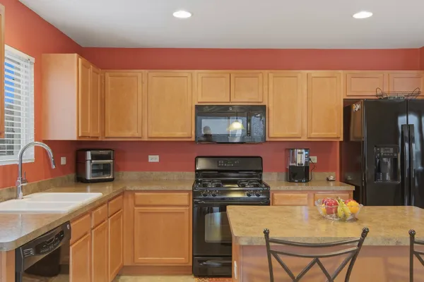 $429,900 | 3905 Harmony Drive, Zion, IL 60099