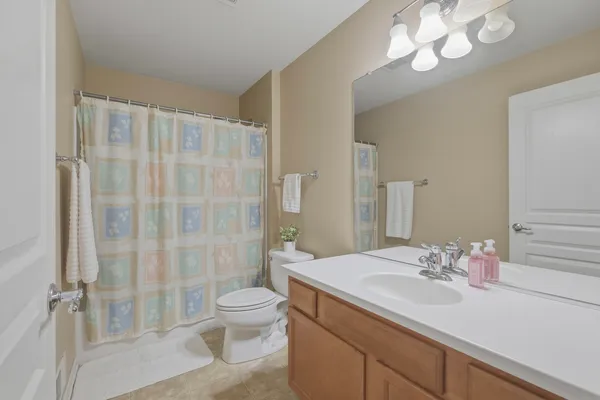 $429,900 | 3905 Harmony Drive, Zion, IL 60099