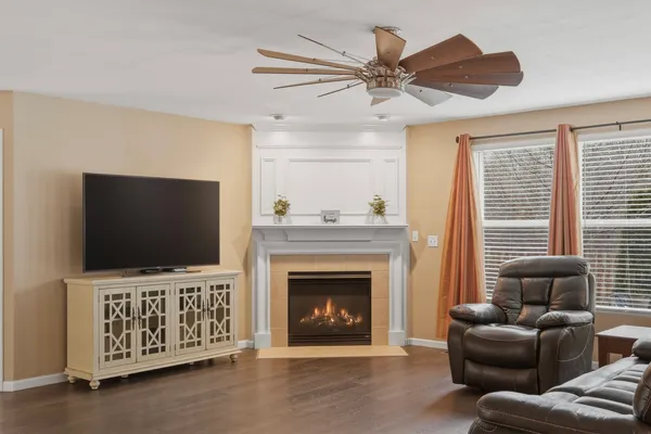 $429,900 | 3905 Harmony Drive, Zion, IL 60099