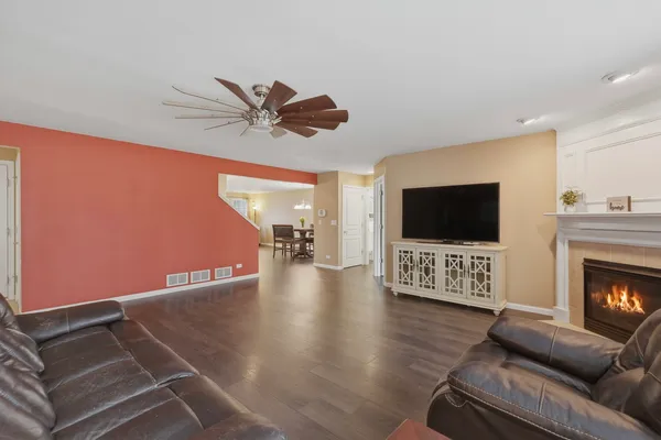 $429,900 | 3905 Harmony Drive, Zion, IL 60099