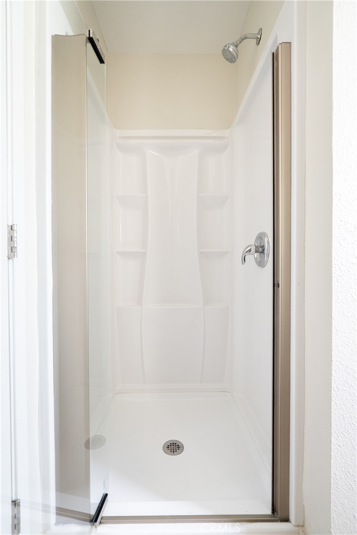 18 Flag Way Paso Robles, CA 93446 - Photo 18 of 22 a bathroom with a shower