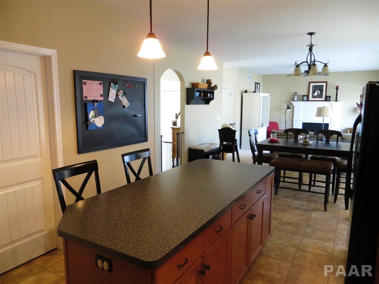 5725 Charleston Road Peoria, IL 61607 - Photo 11 of 23