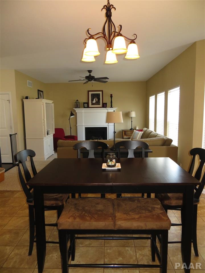 5725 Charleston Road Peoria, IL 61607 - Photo 8 of 23