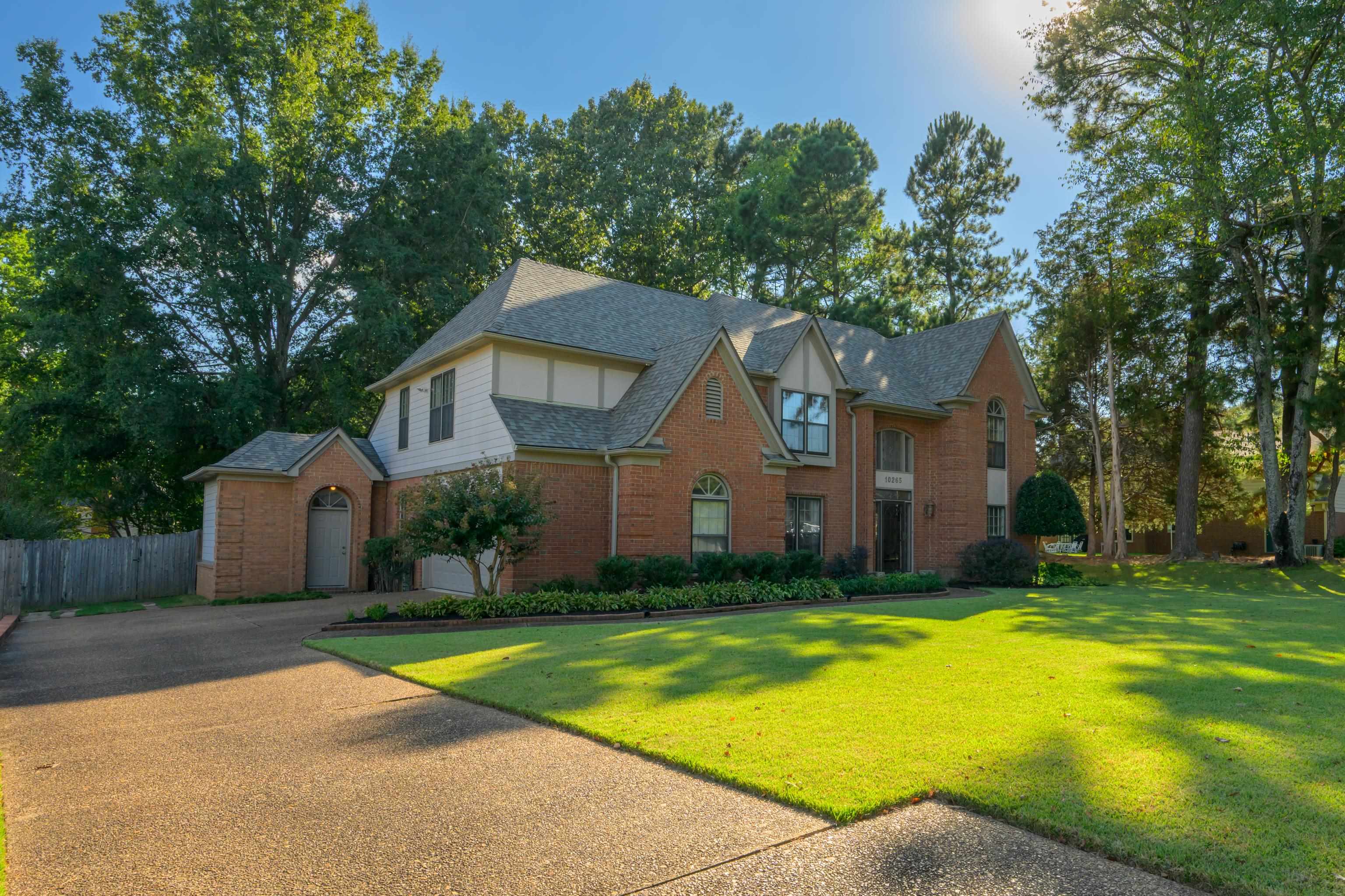 10265 Crooked Creek Road Collierville, TN 38017 - Photo 2 of 40