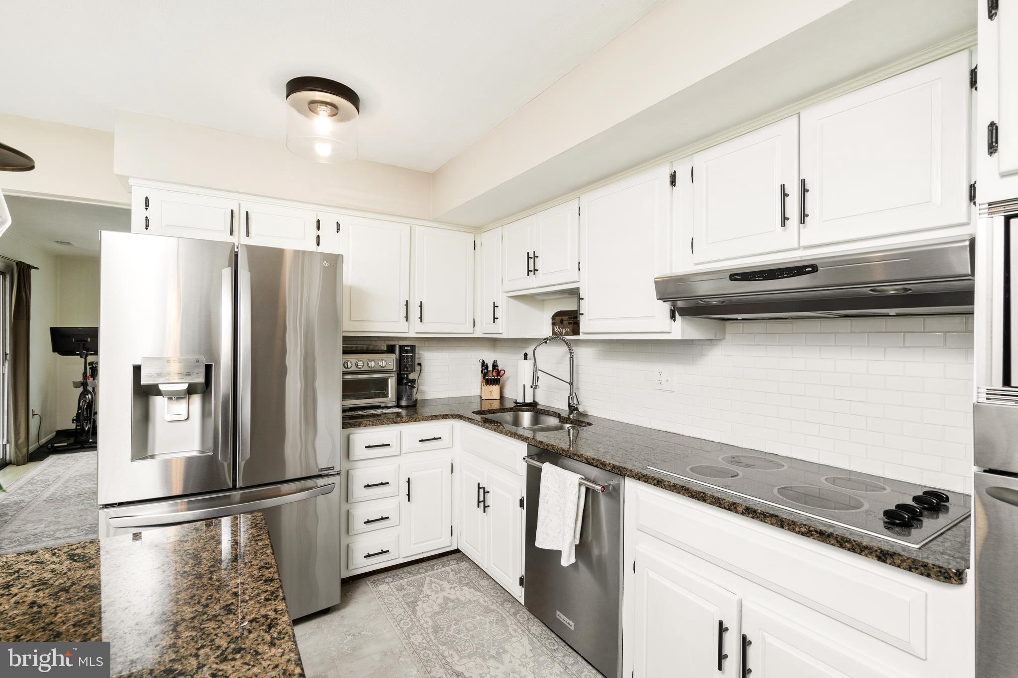 11 Colleen Circle Ewing, NJ 08638 - Photo 12 of 30