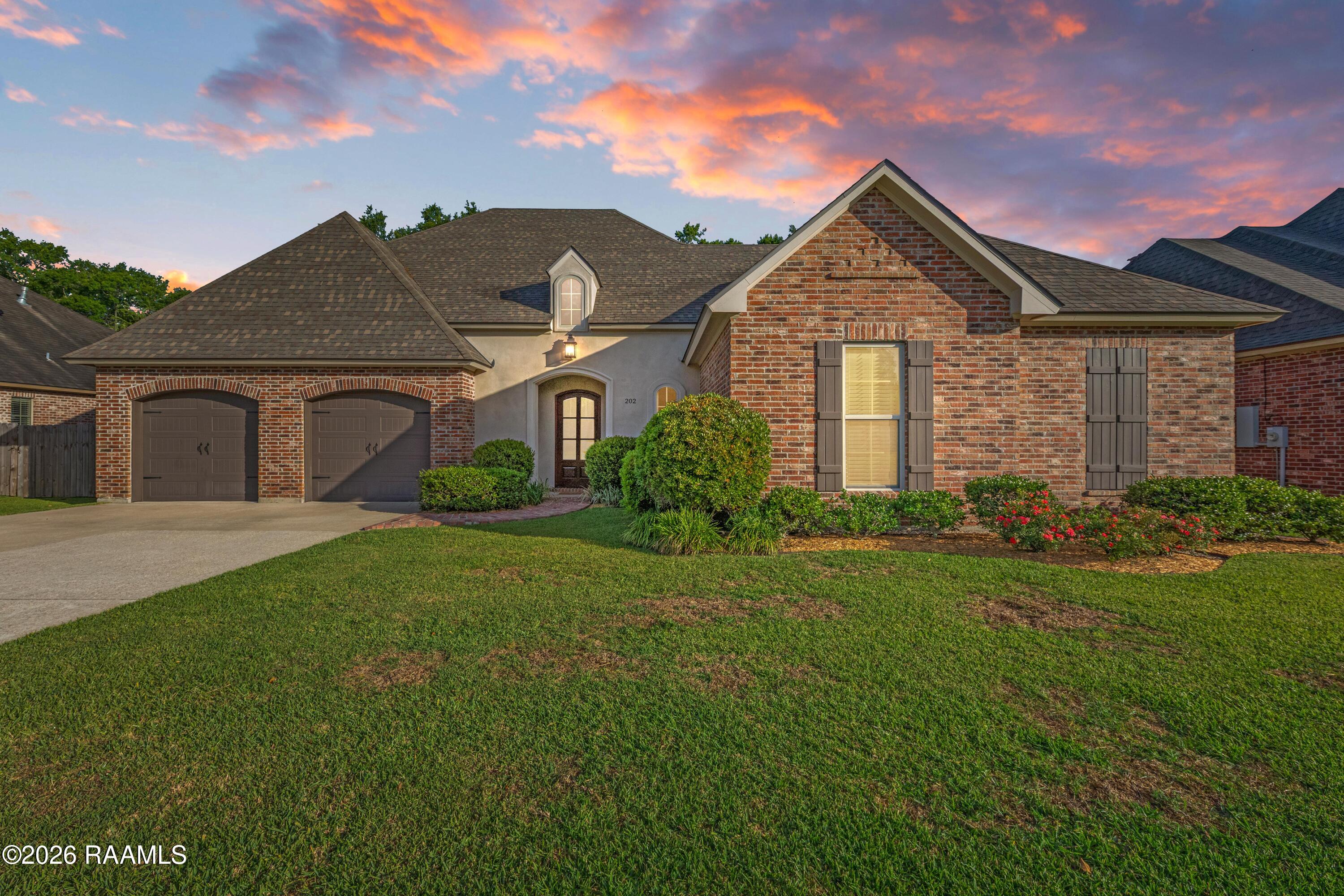 202 Seychelles Lane Lafayette, LA 70508 - Photo 3 of 44 twilight