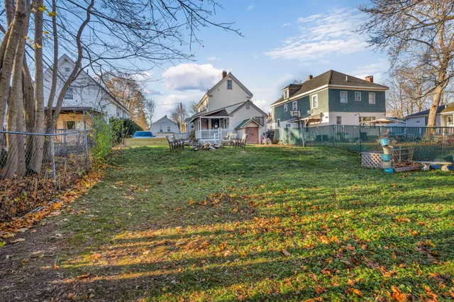 $229,000 | 27 Lane Street, Bangor, ME 04401