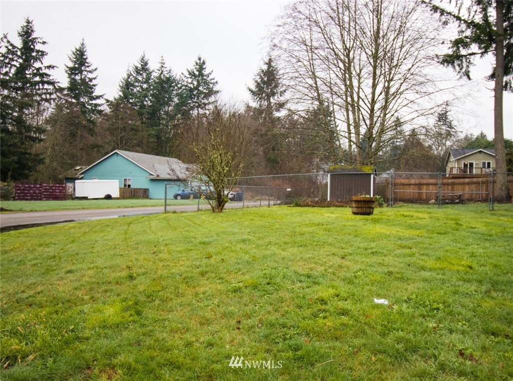 214 Fern Meadows Loop Southeast Port Orchard, WA 98366 - Photo 21 of 23 a house view with a outdoor space