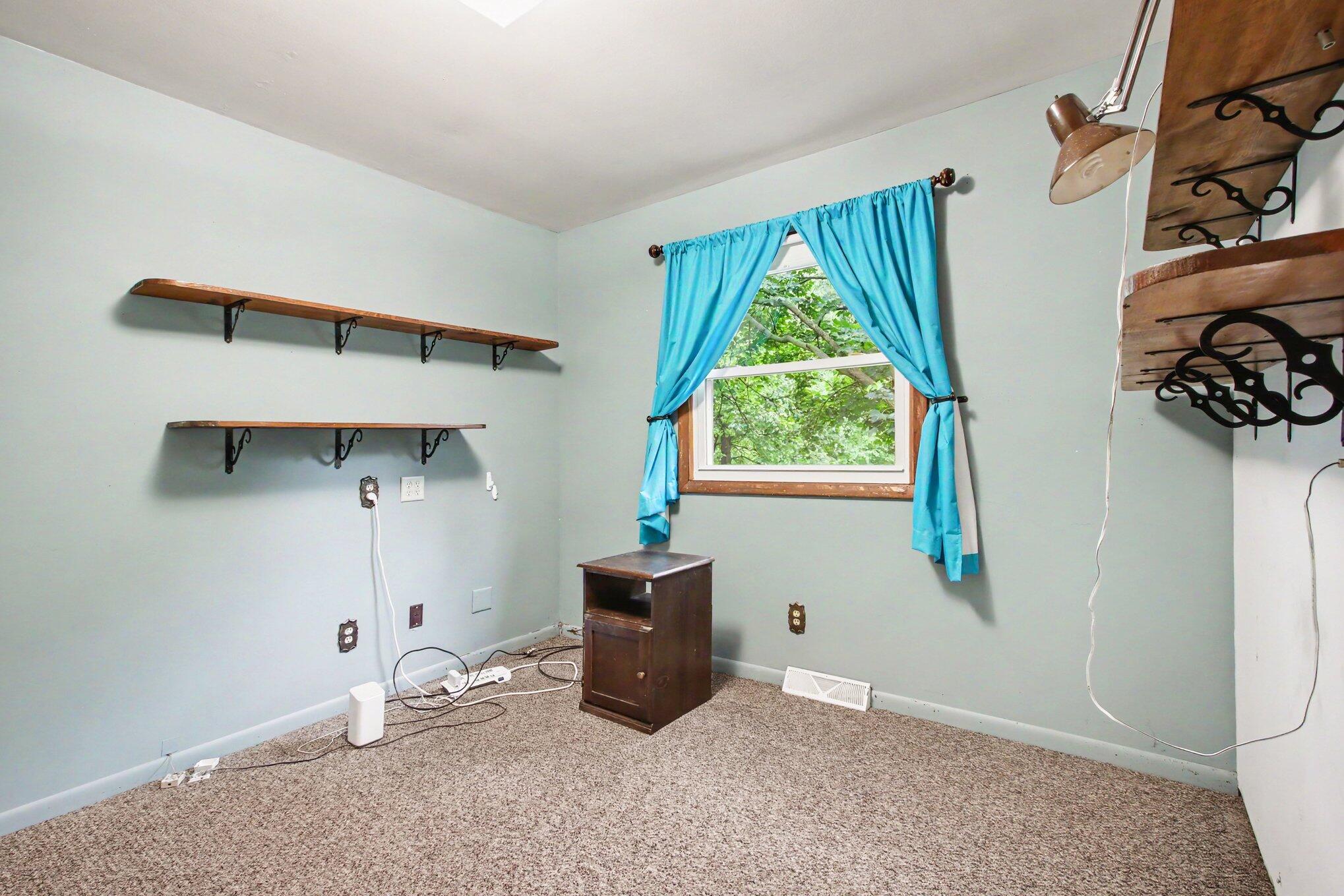 212 Weblos Trail Valparaiso, IN 46385 - Photo 10 of 20 2038x1359