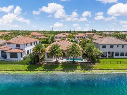 $2,125,000 | 8721 Waterview Terrace, Parkland, FL 33076