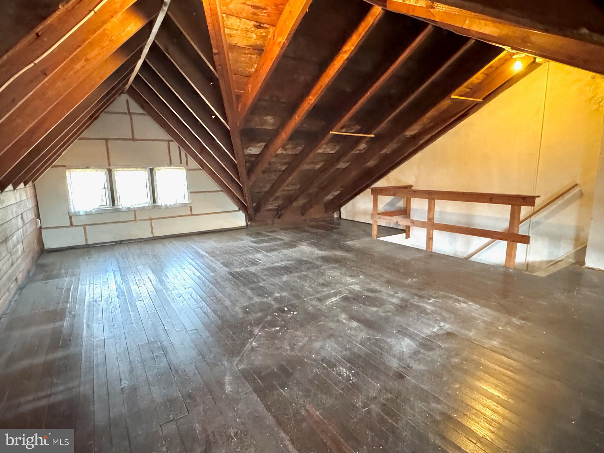 331 Sunset Road Reading, PA 19611 - Photo 20 of 32 a view of empty room with wooden floor and fan