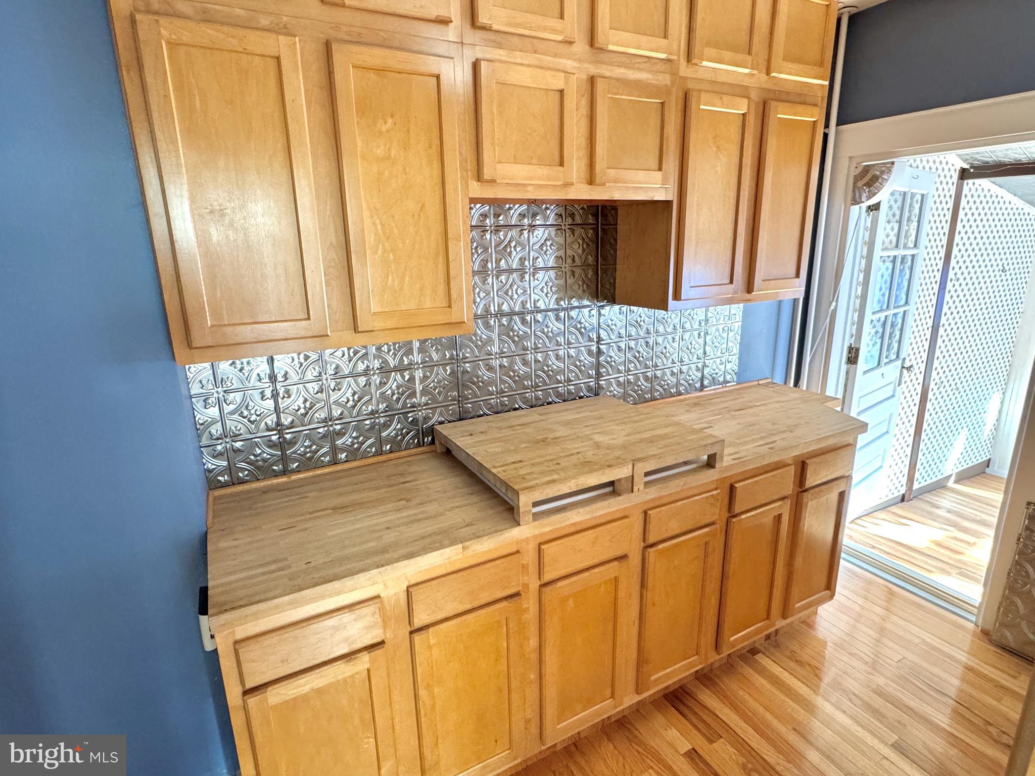 331 Sunset Road Reading, PA 19611 - Photo 7 of 32 a bathroom with a granite countertop sink and a mirror