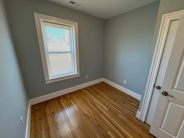 $5,400 | 29 Cameron Avenue, Unit 3, Somerville, MA 02144