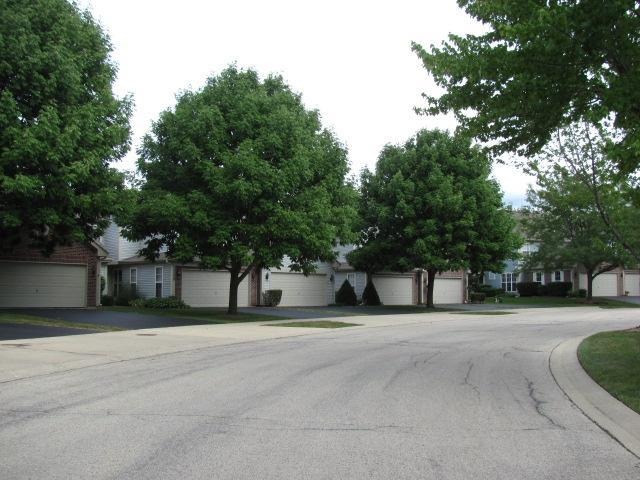1218 Coldspring Road, Unit 1218 Elgin, IL 60120 - Photo 2 of 8