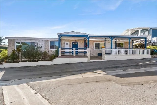 $725,000 | 2275 West 25th Street, Unit 132, San Pedro, CA 90732