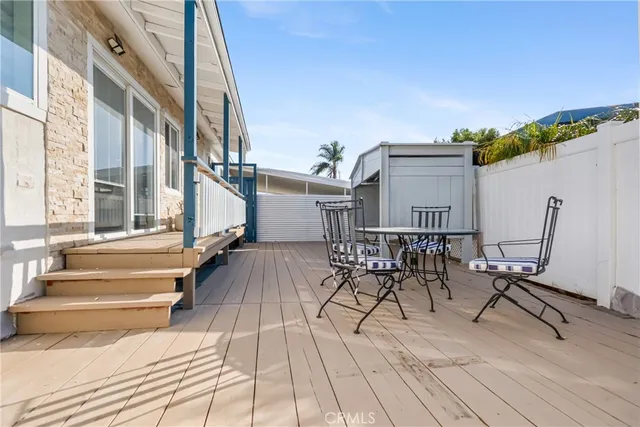 $725,000 | 2275 West 25th Street, Unit 132, San Pedro, CA 90732