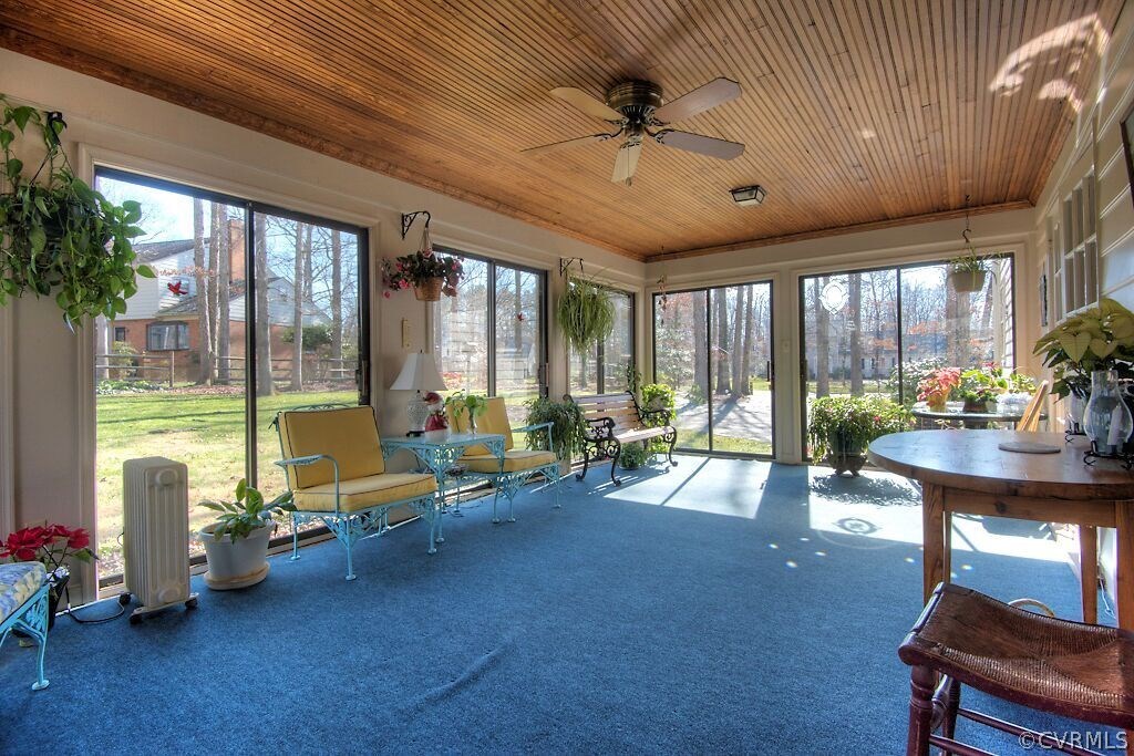 14011 Helmsley Road Midlothian, VA 23113 - Photo 4 of 43 a living room with furniture and a large window