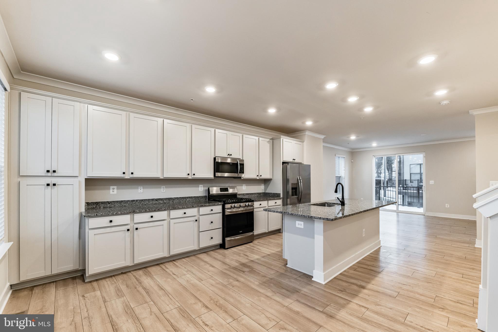 4404 Roland Heights Avenue Baltimore, MD 21211 - Photo 7 of 36