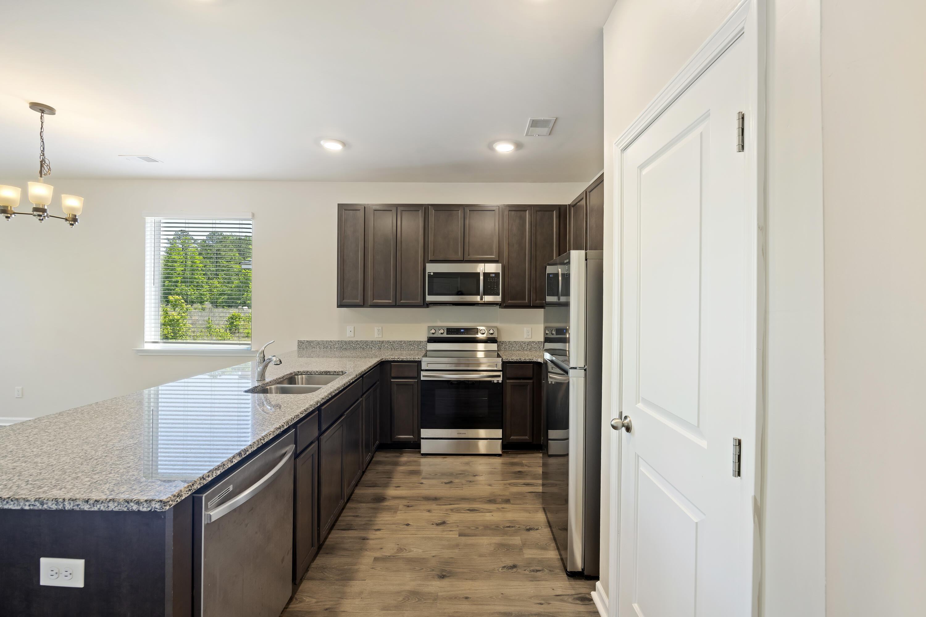 1326 Warrens Way Manning, SC 29102 - Photo 14 of 27 243A1576