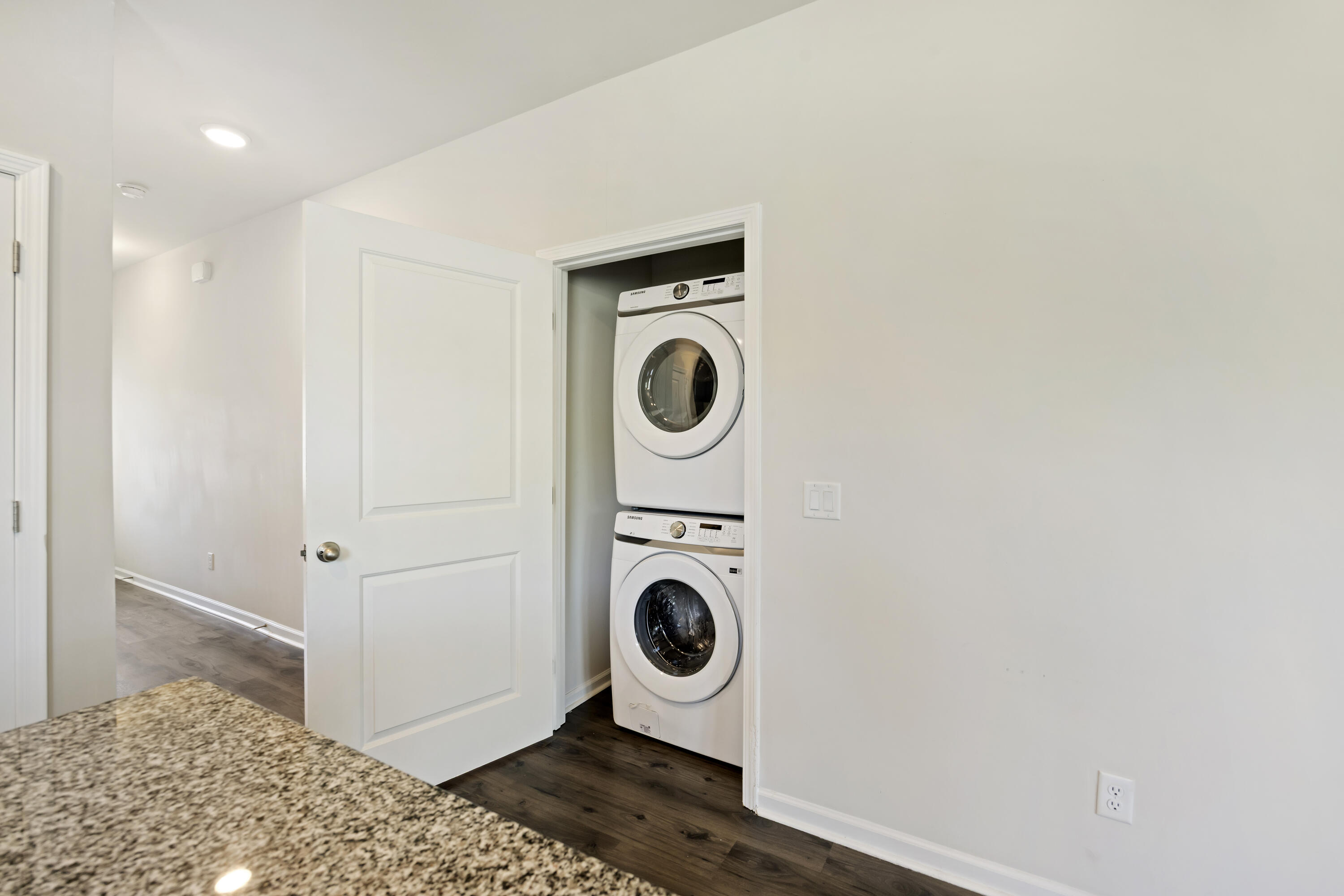 1326 Warrens Way Manning, SC 29102 - Photo 4 of 27 243A1666