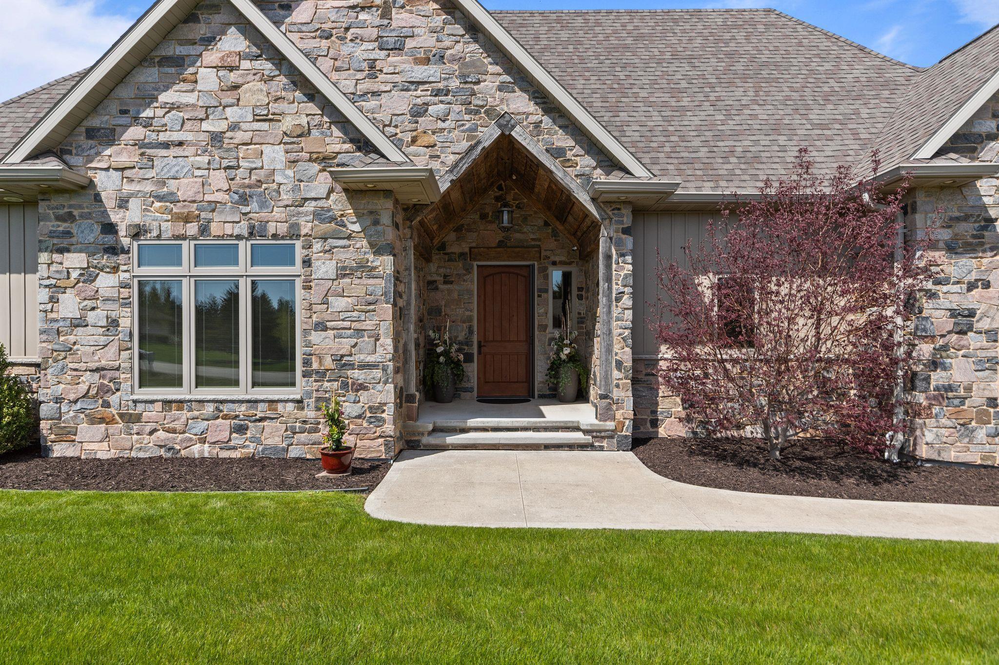 N3281 Feather Ridge Drive Appleton, WI 54913 - Photo 3 of 81