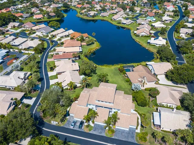 $3,000 | 600 Carriage House Lane, Unit 201, Nokomis, FL 34275