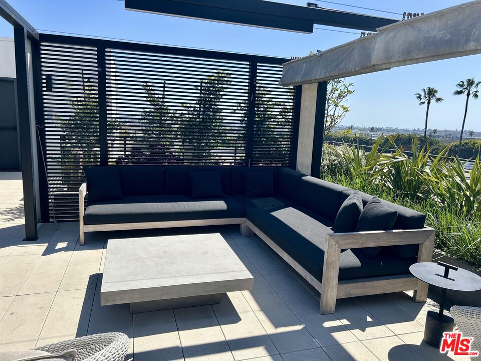 12431 Rochester Avenue, Unit 111 Los Angeles, CA 90025 - Photo 16 of 20