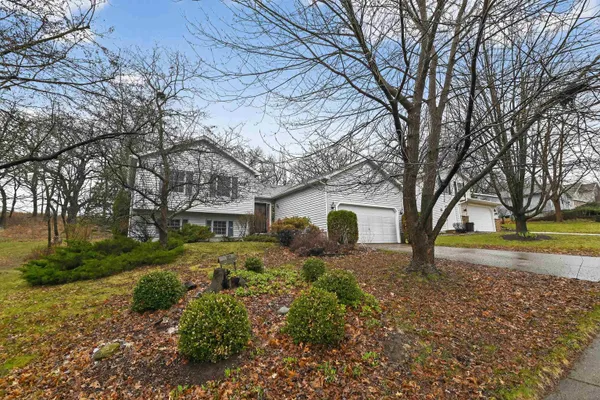 $450,000 | 2806 Wentworth Drive, Madison, WI 53719