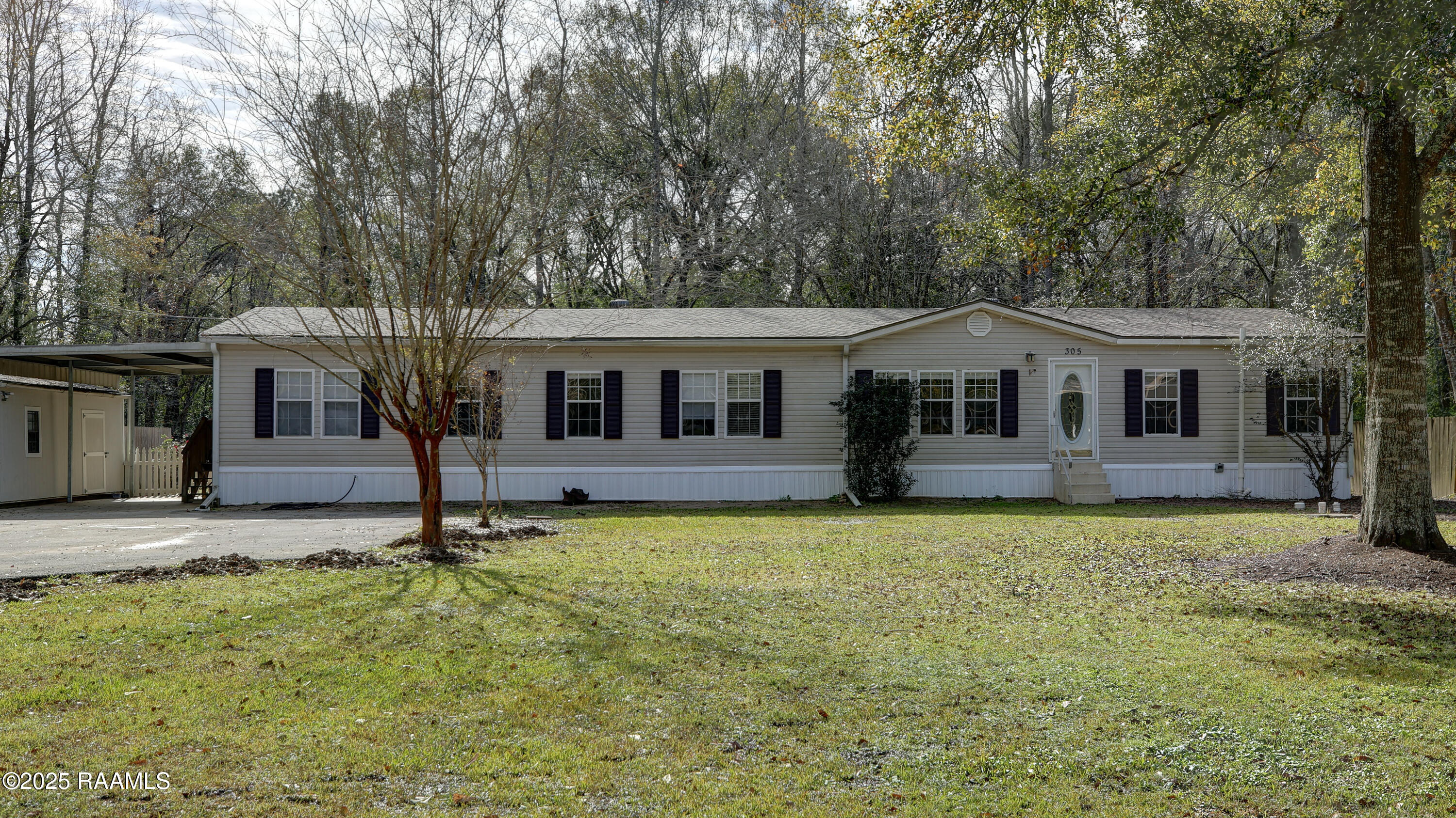 305 Demette Road Lafayette, LA 70508 - Photo 2 of 16 305 Demette-2