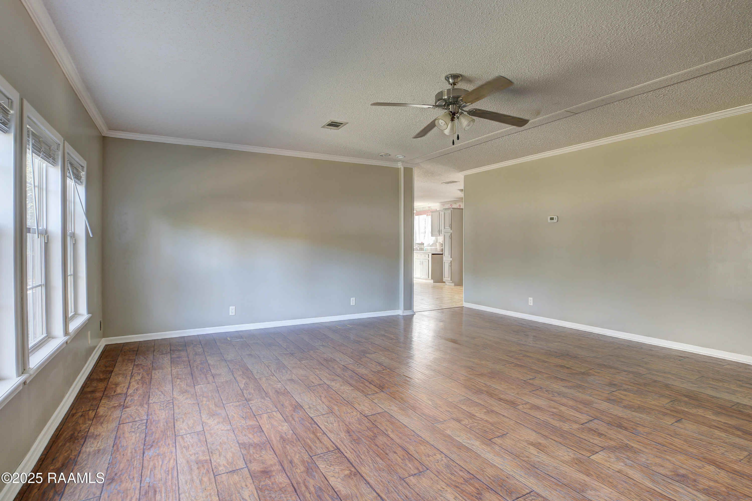 305 Demette Road Lafayette, LA 70508 - Photo 5 of 16 305 Demette-5
