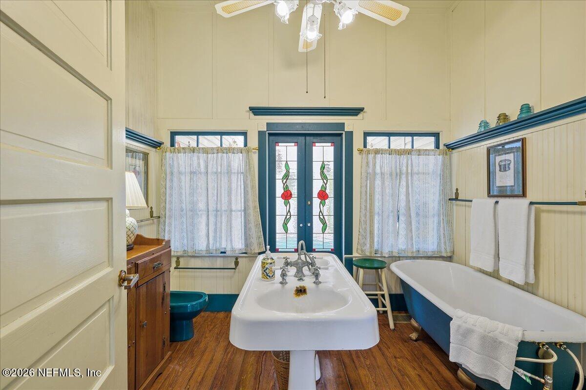 223 Madison Street Palatka, FL 32177 - Photo 14 of 60 30-JWLeeMedia3956