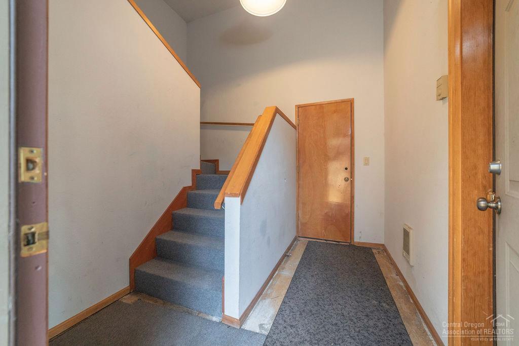 63367 O. B. Riley Road Bend, OR 97703 - Photo 17 of 24 Stairway to upstairs apartment