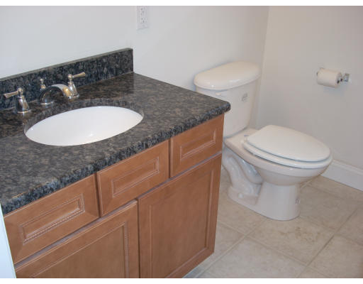 29 Golden Hills Road Saugus, MA 01906 - Photo 11 of 12 Gallery Image 11