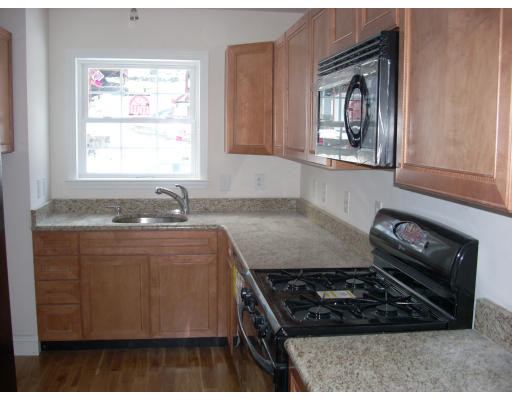 29 Golden Hills Road Saugus, MA 01906 - Photo 6 of 12 Gallery Image 6