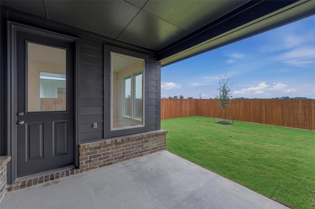1333 Frio Drive Springtown, TX 76082 - Photo 22 of 25