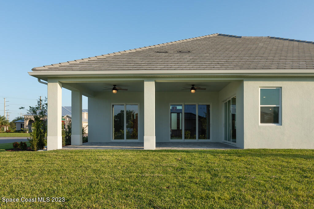 3940 Domain Court Melbourne, FL 32934 - Photo 25 of 27 front view of a house