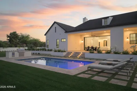 $5,994,998 | 10229 North 64th Street, Paradise Valley, AZ 85253
