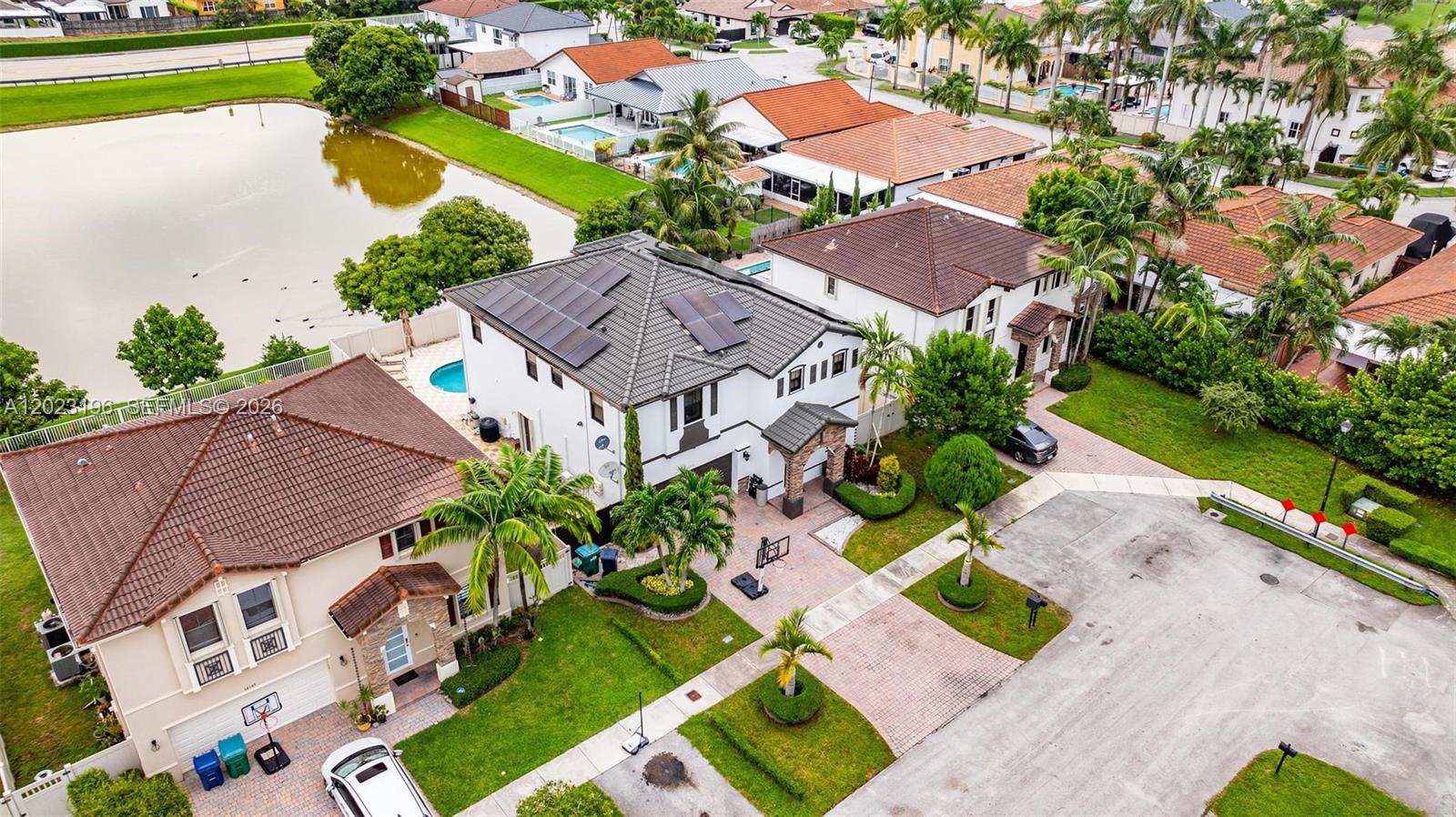 16125 Southwest 65th Lane Miami, FL 33193 - Photo 4 of 68