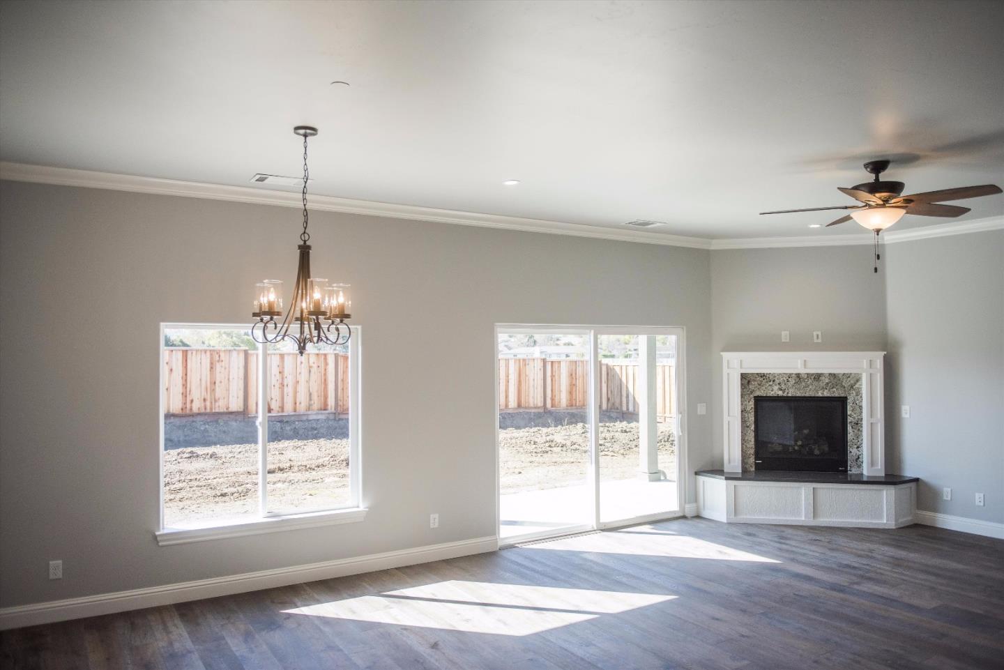 115 Ralphs Way Hollister, CA 95023 - Photo 11 of 38 Gallery Image 11
