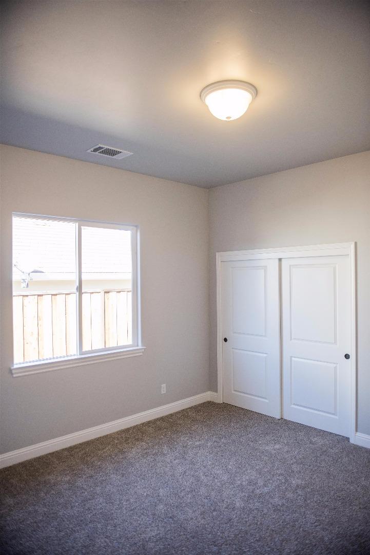 115 Ralphs Way Hollister, CA 95023 - Photo 27 of 38 Gallery Image 27