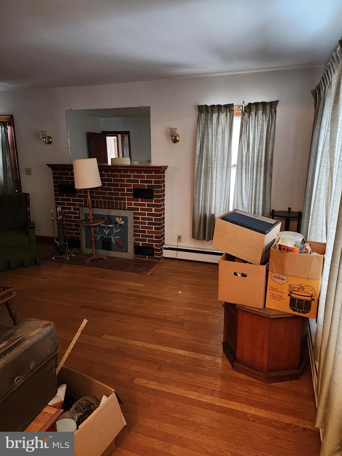 1400 Valley Road Berkeley Springs, WV 25411 - Photo 5 of 17 Gallery Image 5