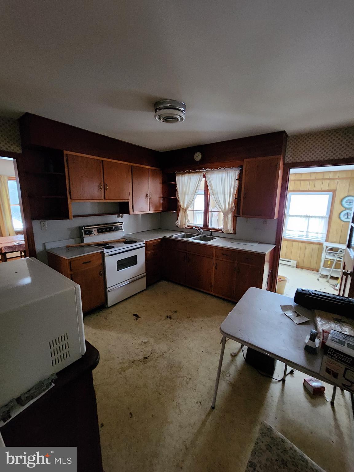 1400 Valley Road Berkeley Springs, WV 25411 - Photo 10 of 17 Gallery Image 10