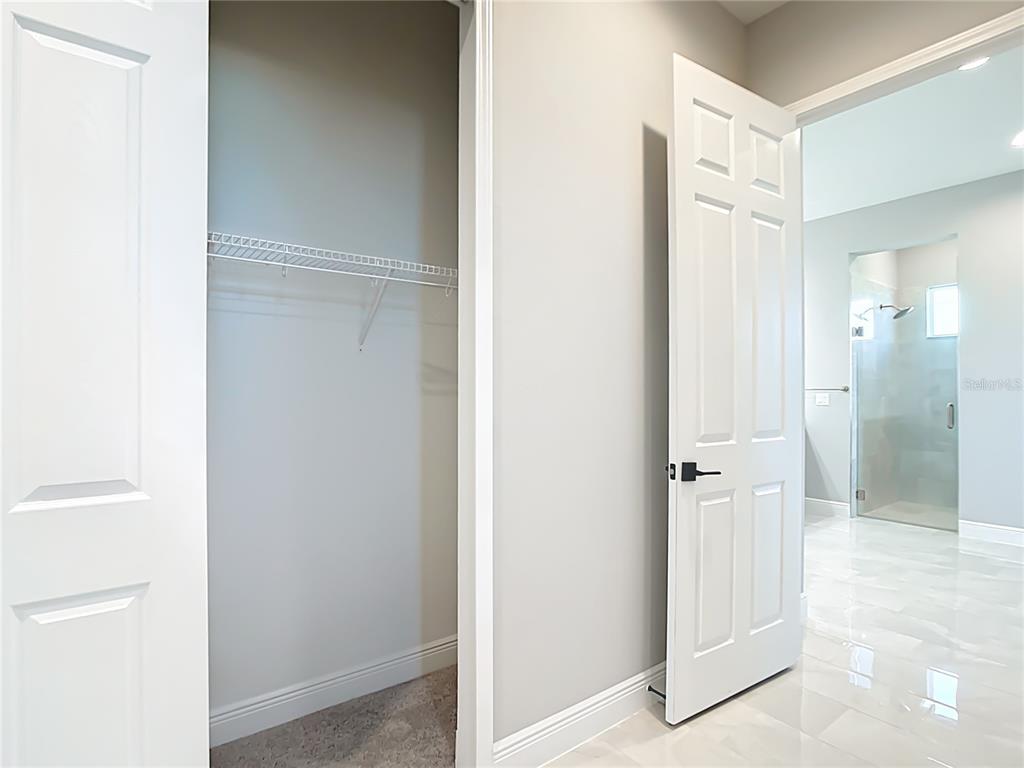 3586 Recurve Circle Sarasota, FL 34240 - Photo 27 of 65 a view of a bathroom