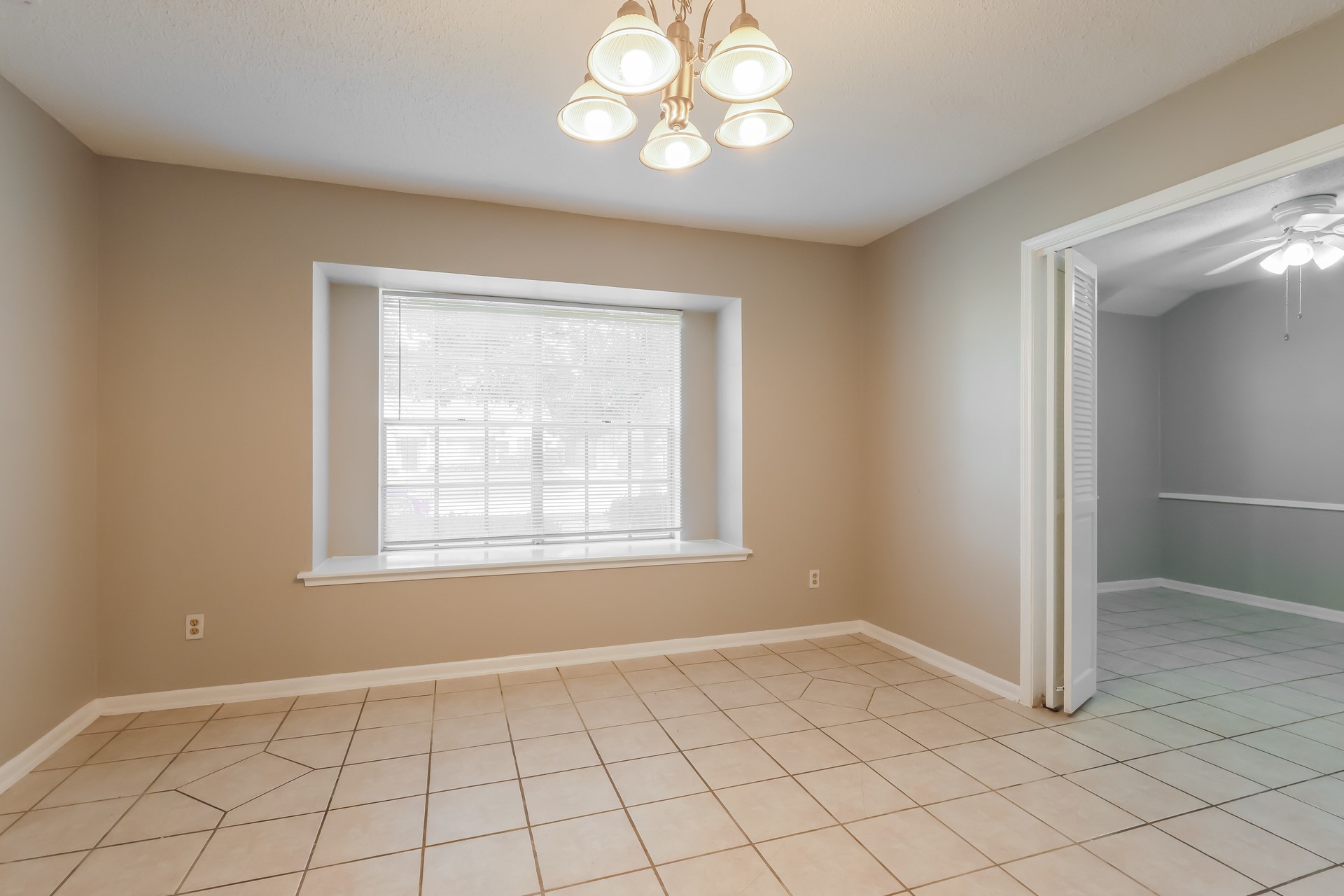 222 Magic Oaks Drive Spring, TX 77388 - Photo 6 of 15