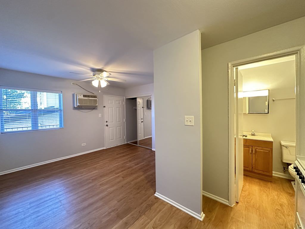 4537 North Dover Street, Unit 2H Chicago, IL 60640 - Photo 8 of 21