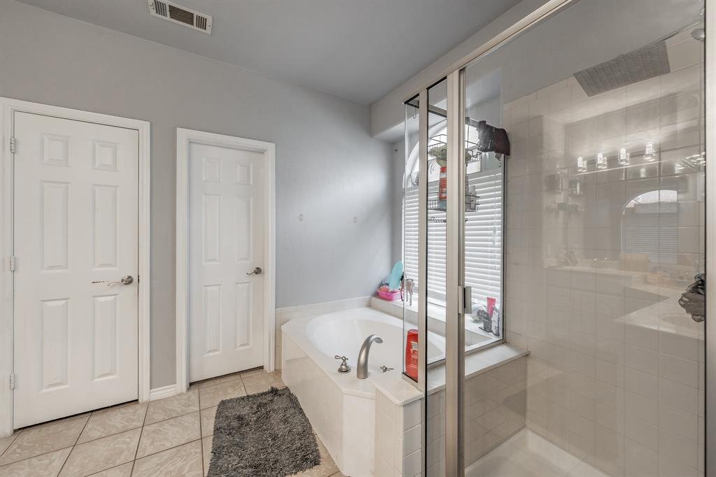 5243 West Cove Way Grand Prairie, TX 75052 - Photo 26 of 38 a very nice looking room with a large window