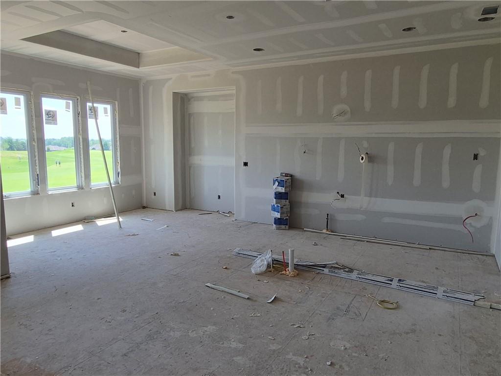 4429 Tee Box Drive Basehor, KS 66007 - Photo 7 of 74