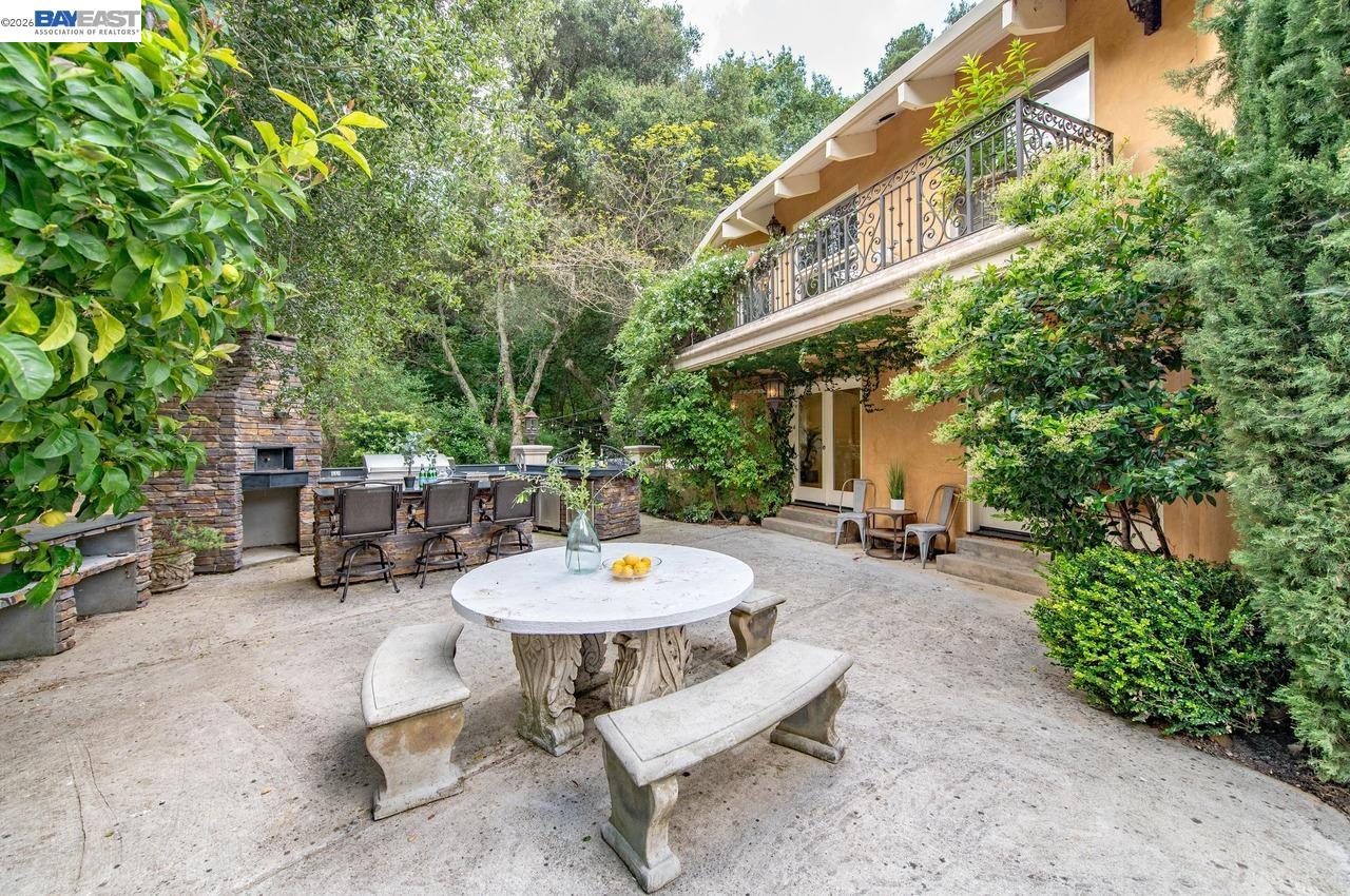 35655 Palomares Road Castro Valley, CA 94552 - Photo 51 of 90