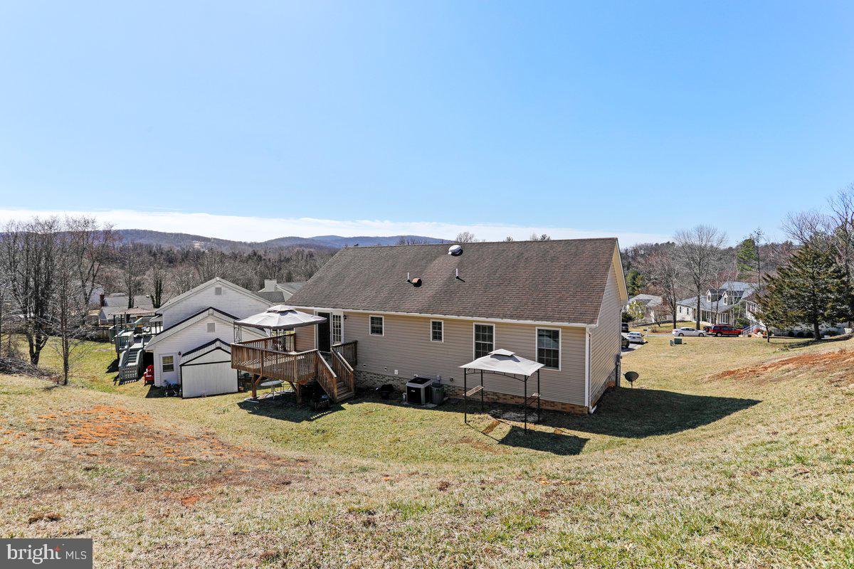 994 View Crest Court Front Royal, VA 22630 - Photo 4 of 33 an aerial view of a house with a yard